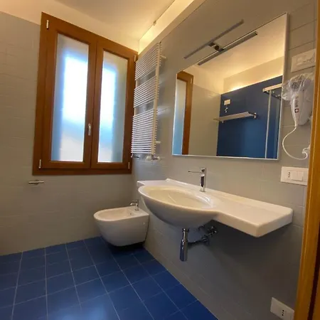 Casa Nostra 여관 4*