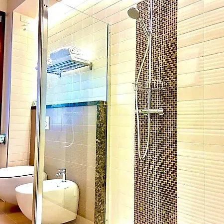 Casa Nostra Kro 4*