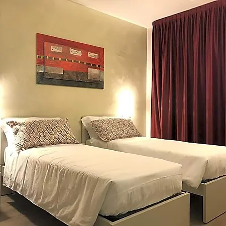 Casa Nostra Kro 4*