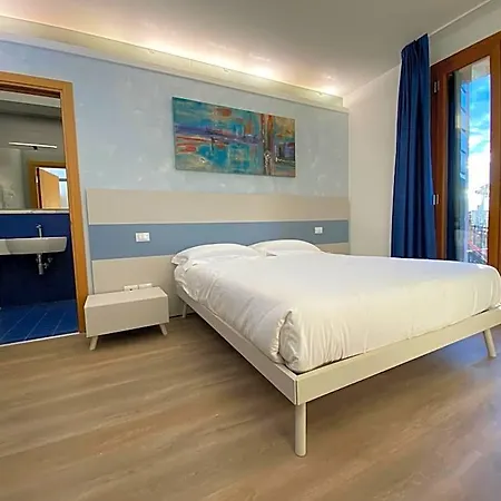 Casa Nostra Kro 4*